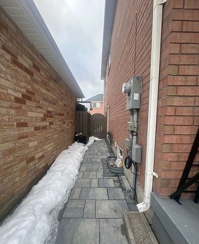 For Lease - 101 Knotwood Crescent, Toronto, Ontario - Photo 4