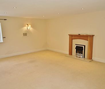4 bedroom detached house to rent - Photo 5