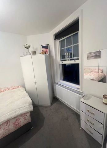 1 Bed Flat, Musard Road, W6 - Photo 3