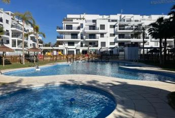 Alquiler de piso en Calle Rector Federico Mayor Zaragoza, 19