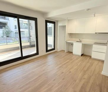 Apartamento de alquiler en Calle Aigües, Bellavista - Capiscol - Fr... - Photo 2