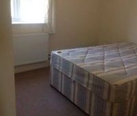2 bed Apartment - To Let - Photo 5