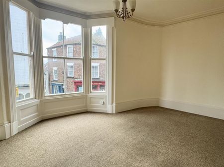 Eastborough, Scarborough - Photo 2