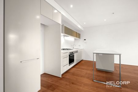 LUXURIOUS LIVING AT YARRA POINT - Photo 2