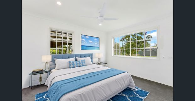 4 bed | 2 bath | Walk to lake & boat ramp - Photo 1