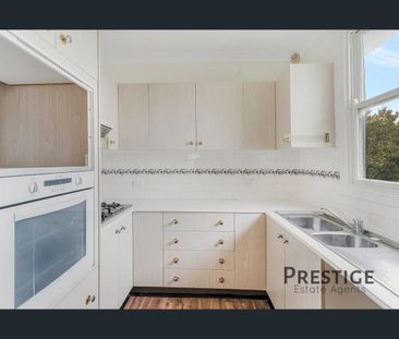 CLOSE TO ALL AMENITIES!! - Photo 3
