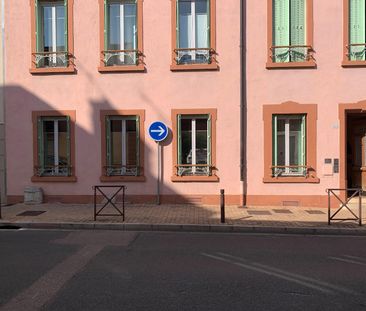 Location Appartement 3 pièces VILLEFRANCHE SUR SAONE 69400 - Photo 4