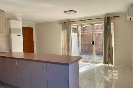 BE QUICK – THREE BEDROOM HOME IN TIMBARRA! - Photo 5