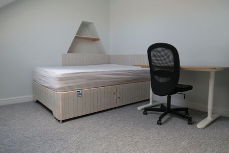 6 Bed Terraced House, Brynland Avenue, BS7 - Photo 2