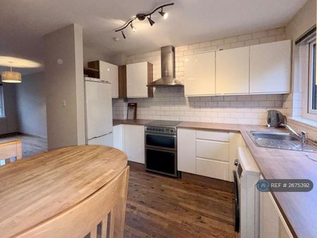 2 bedroom terraced house to rent - Photo 5