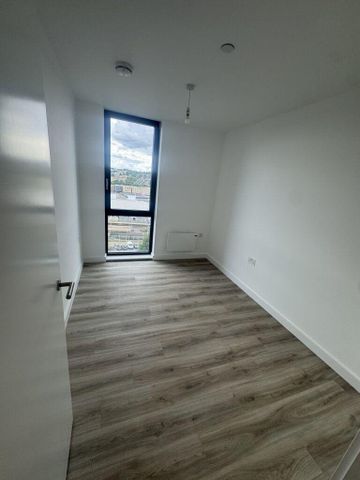 2 bedroom apartment to rent - Photo 4