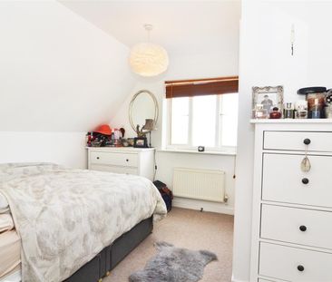 Wilkinson House Second Cross Road, Twickenham - 1 bedroomProperty f... - Photo 6