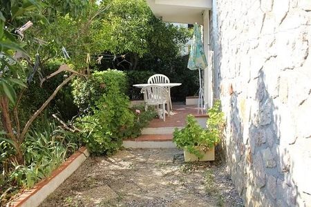 Location Appartement - Antibes - Photo 2