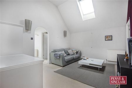 4 bedroom apartment to rent - Photo 2