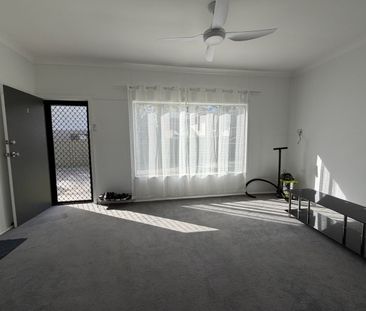 Neat 2 Bedroom villa - Photo 1