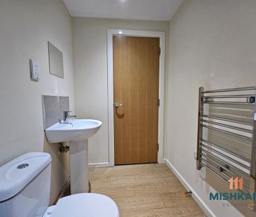 2 bedroom flat to rent - Photo 3