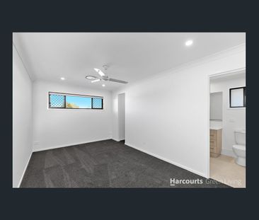 Modern Family Home - Photo 2