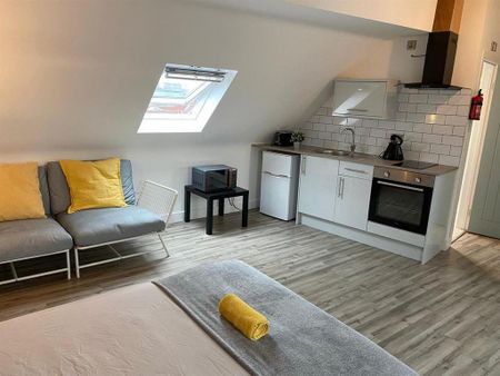 Studio to rent - Photo 4