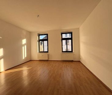 IHR NEUES ZUHAUSE! Große, helle 2-Raumwohnung mit neuem Bad in Bern... - Photo 1