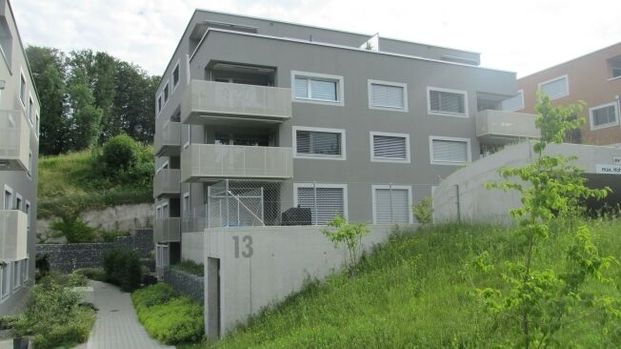 Location sans caution - Appartement moderne avec coin salon dans le jardin - Photo 1