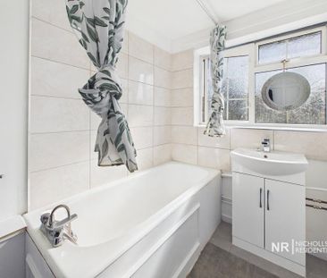 3 bedroom terraced house to rent - Photo 5