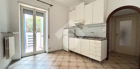 Bilocale in affitto - Photo 2