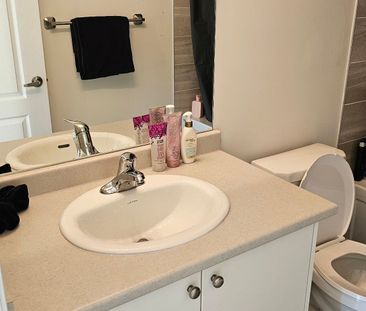 For Lease - 189 Village Gate Drive, Wasaga Beach, Ontario - Photo 2