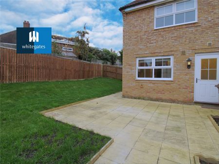 Bluebell Court, Pontefract, West Yorkshire, WF8 - Photo 2