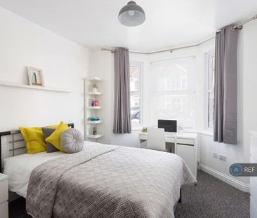 1 bedroom in a house share to rent - Photo 4