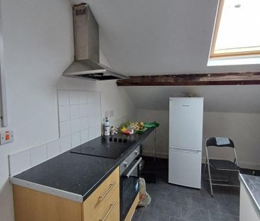 2 bedroom flat to rent - Photo 5
