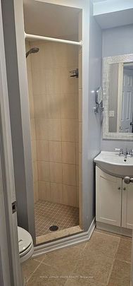 For Lease - 738 Stonepath Circle Unit# Lower, Pickering, Ontario - Photo 1