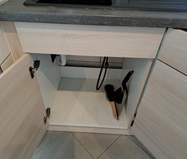 KEIN JOBCENTER Apartment 45m2 Nur Männer Arbeitsvertrag - Photo 5