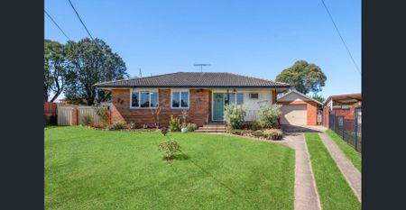 Generous Sized 3 Bedroom Home - Photo 4