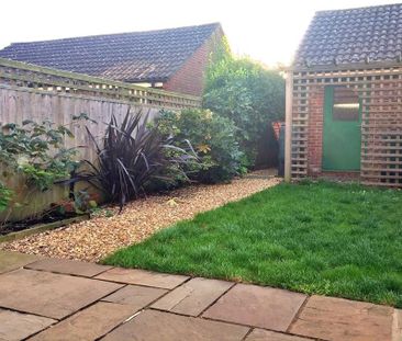 2 bedroom terraced house to rent - Photo 1