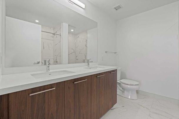 For Lease - 33 Frederick Todd Way Unit# 812, Toronto, Ontario - Photo 1