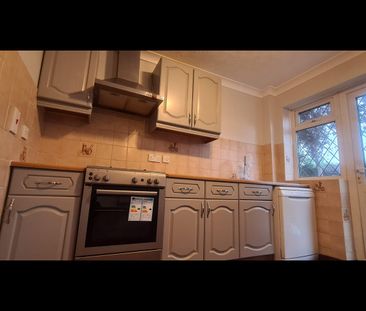 3 Bed Detached House, Foxhill, LU2 - Photo 6