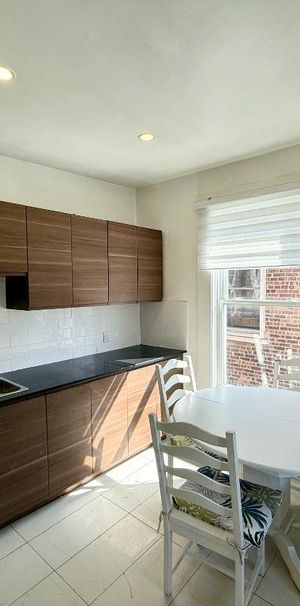 Beau 4 1/2 Hochelaga- Maisonneuve - Photo 1