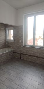 Location Appartement 3 pièces 83m² - Photo 3