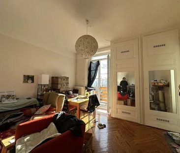 Charmant appartement de 2 pièces au 3ème étage - Photo 1