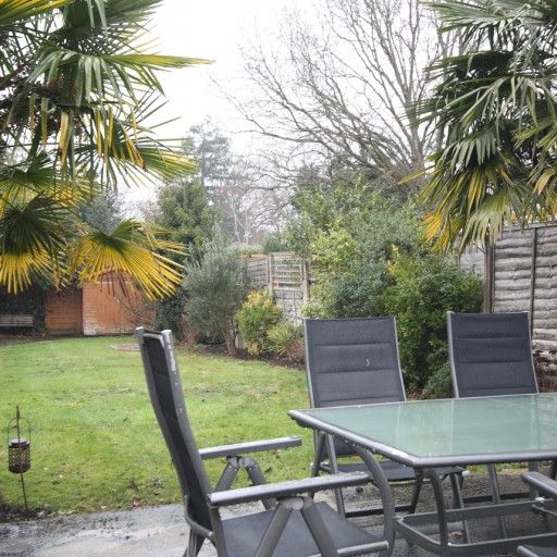 Prairie Road, Addlestone - Photo 1