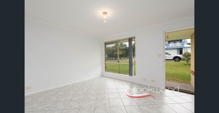 WALK TO DODDI'S BEACH! - Photo 2