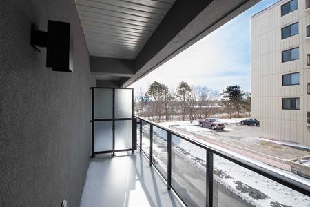 For Lease - 143 Bloor Street Unit# 203, Oshawa, Ontario - Photo 3