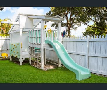FAMILY LIFESTYLE OASIS IN THE HEART OF THE GOLD COAST - Photo 2