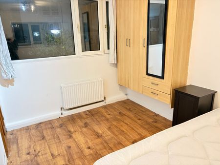 1 Bed Flat, Very Near Finborough Road Area, SW10 - Photo 5