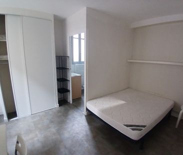 Appartement - 2 pièces - 28,24 m² - Laval - Photo 1