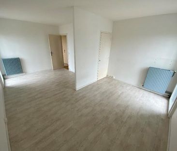 Location Appartement 5 pièces 105m² OCTEVILLE 50130 - Photo 6
