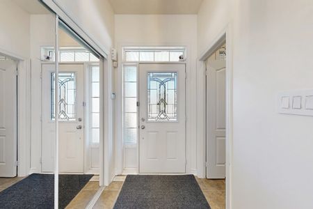 For Lease - 24 Accent Circle, Brampton, Ontario - Photo 5