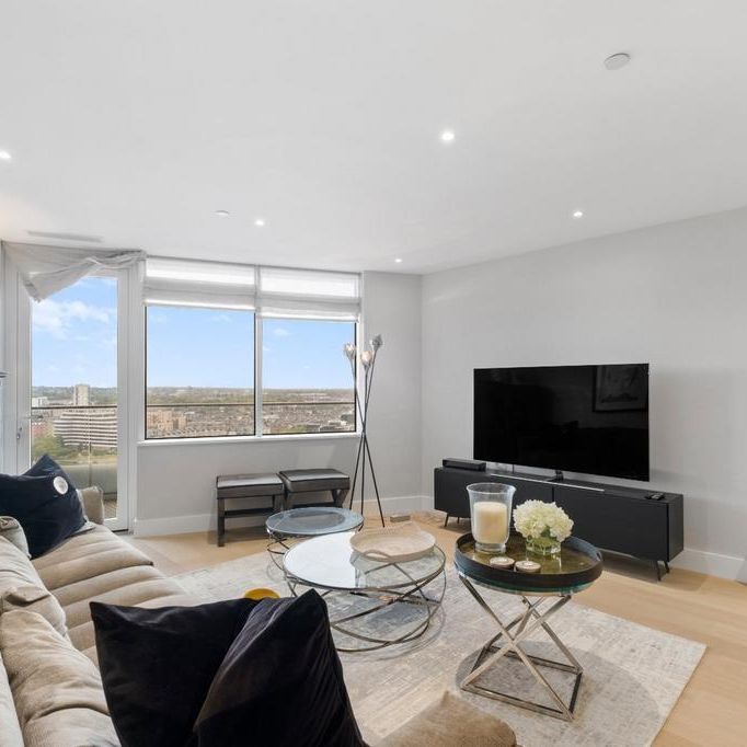 3 bedroom flat to rent - Photo 1