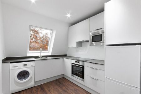 2 bedroom flat to rent - Photo 2