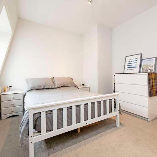 Clapham Road, London, SW9 - Photo 1